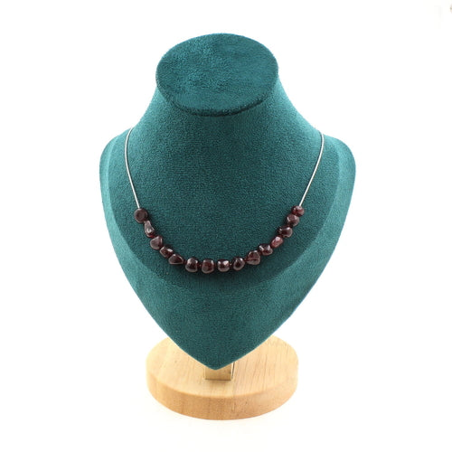 Collier en grenat spessartite du Mozambique 15 perles. Chaîne en acier inoxydable